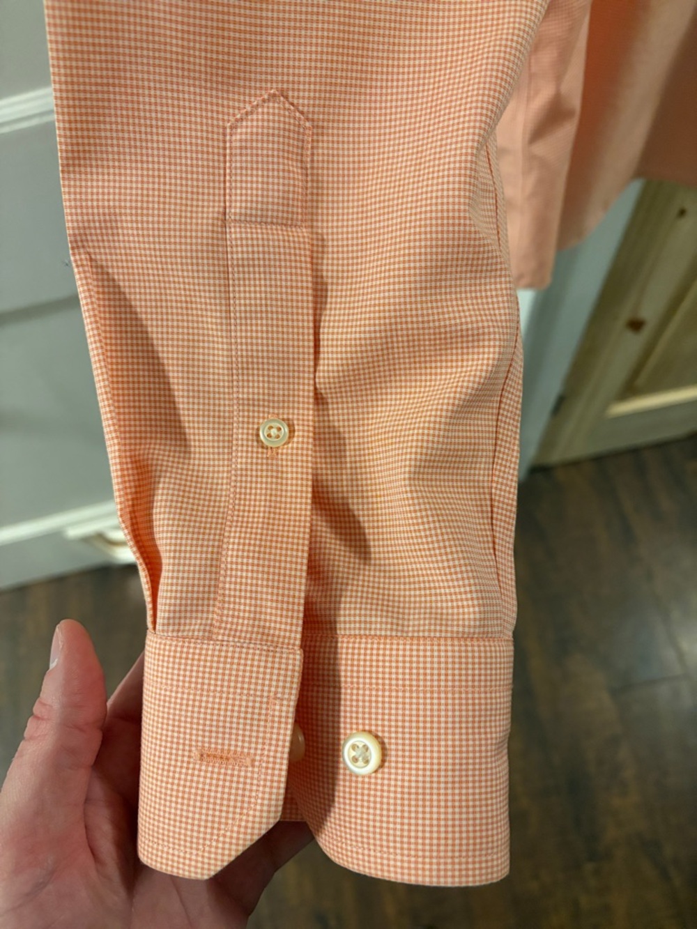 Banana Republic L(Tall) Men's Light Peach Long-Sleeve Dress Shirt - Picture 12 of 14